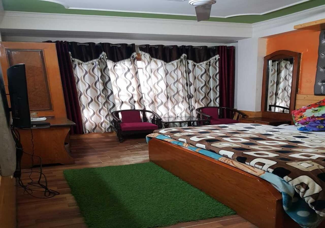Hotel Apple Regency Шимла Екстериор снимка