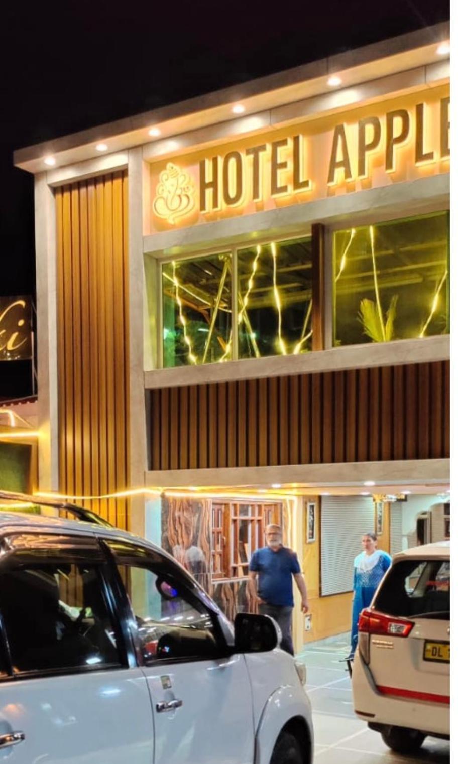 Hotel Apple Regency Шимла Екстериор снимка